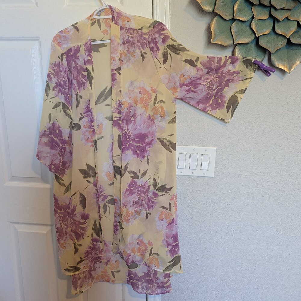 Sunwashed Floral Villa Kimono | Iris | L | EUC | TRAVELER'S DREAM!